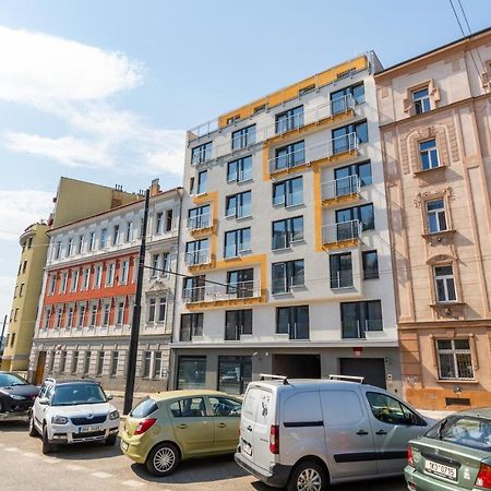 Penthouse # 81 With Panoramic City View In Elite Rezidence With Free Parking Prag Eksteriør billede